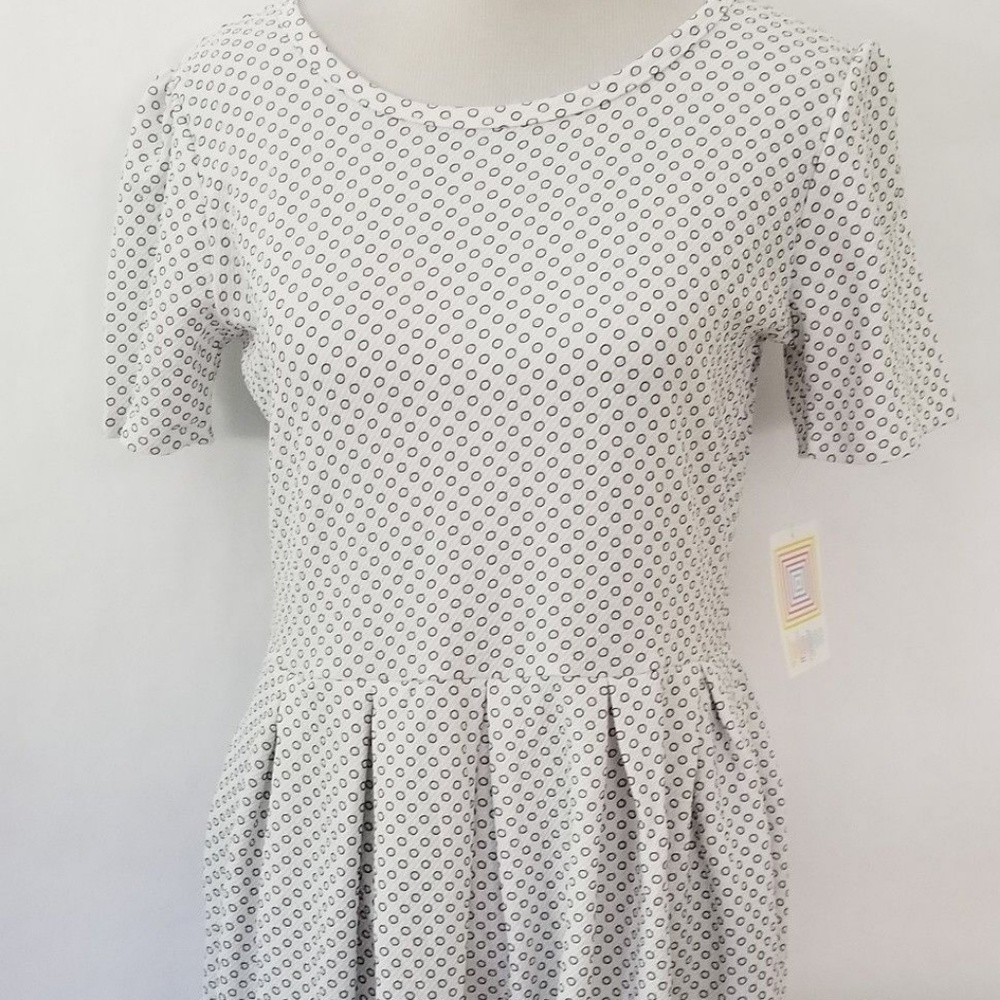 BNWT  RARE LulaRoe Amelia